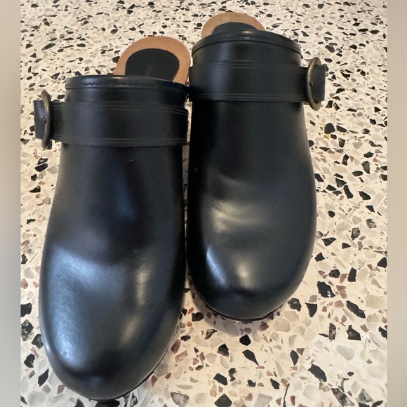 Isabel Marant luxe leather Titya clog. Worn just twice, more than 50%off retail. - Picture 6 of 12